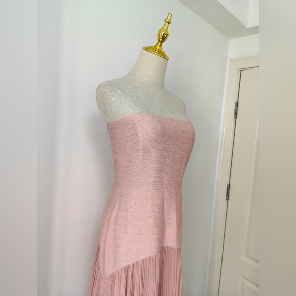 Sold - Picture 5 of 10